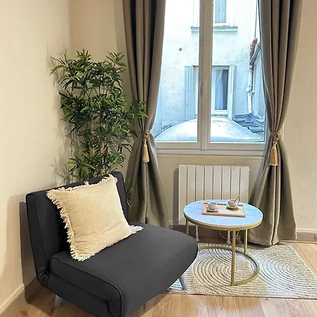 Charming Heart Of The Marais By Melvane Parigi